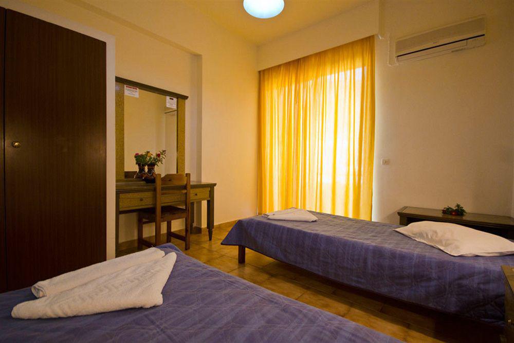 Golden Days Hotel